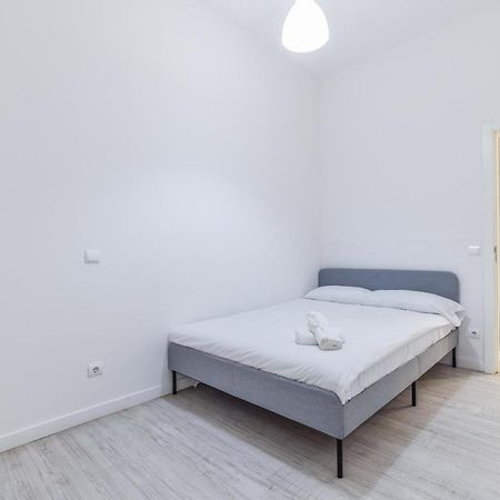 Amplio Apartamento En Malasana Para 6 Personas Apartamento Madrid Exterior foto